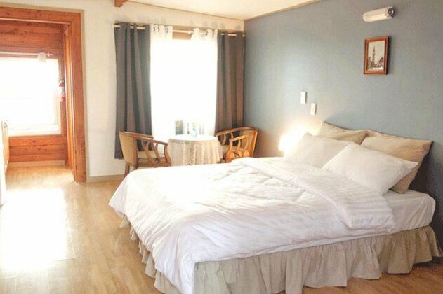 Windmill & Sea Pension - Photo3