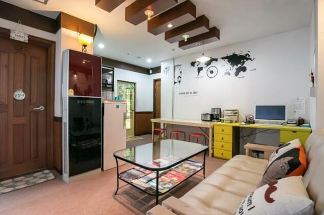 Yeondong Guesthouse - Photo2