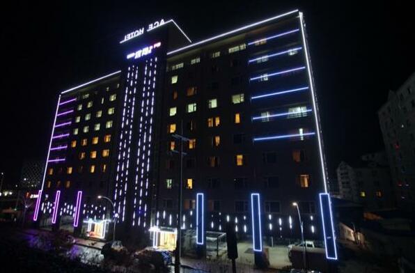 Jeongseon ACE Family Hotel
