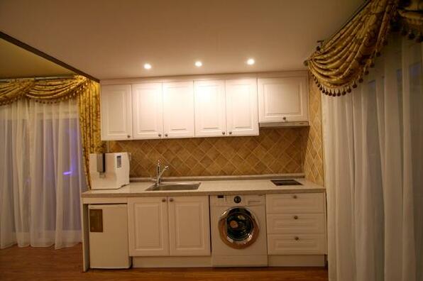 L'S Hotel - Photo3