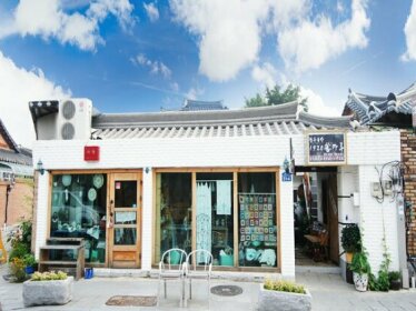 1928 Suimmaru Hanok Guesthouse