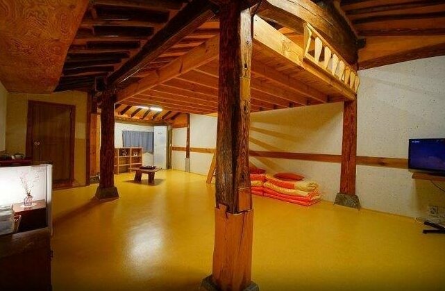 Baeknyun Hanok - Photo4