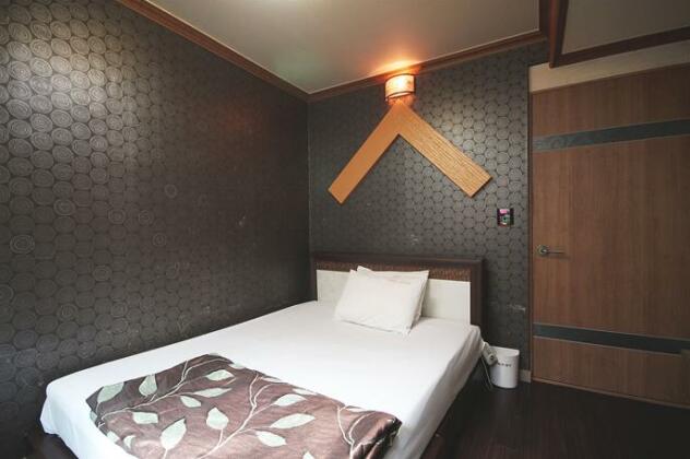 Cinema Motel Jeonju - Photo3