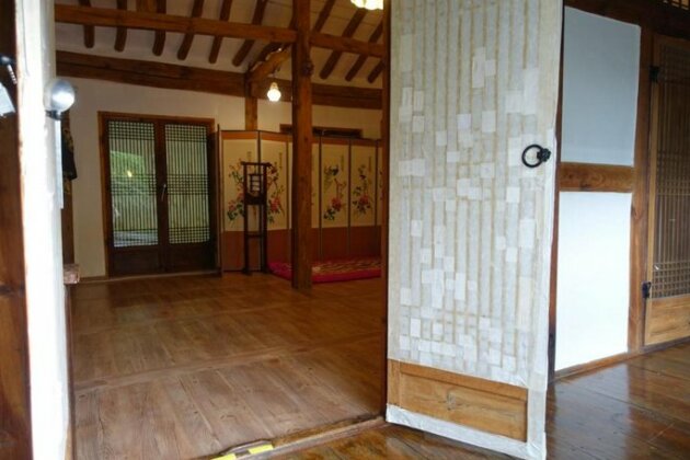 Ginkgo Tree Guesthouse - Photo4