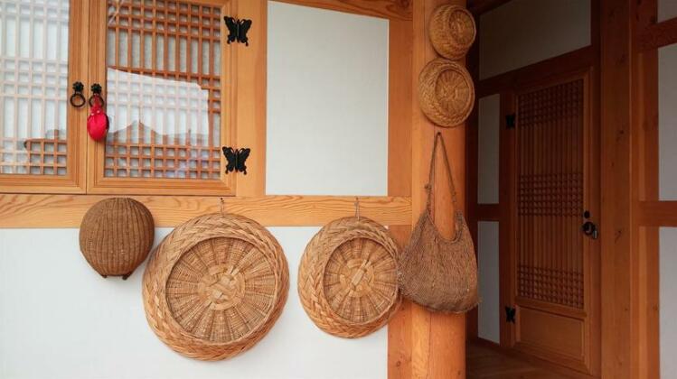 Hanok Guesthouse Jangsoo - Photo2