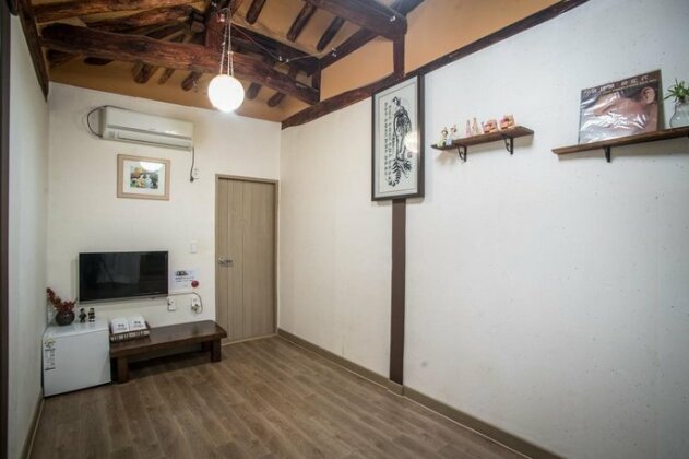 Hanok Story Guesthouse - Photo2