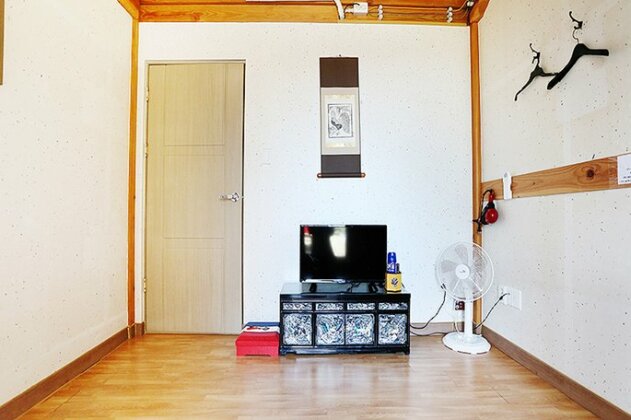 Hanokmaru - Photo3