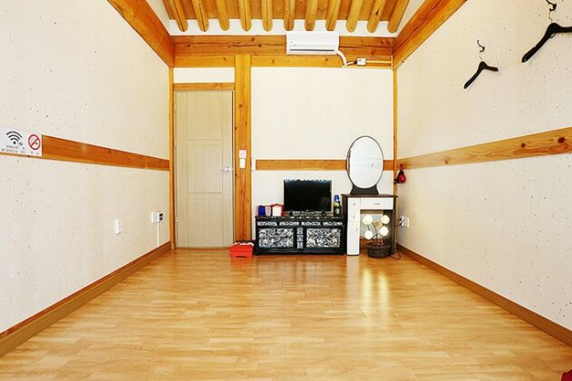 Hanokmaru - Photo5