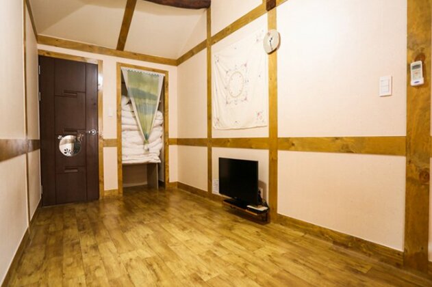 Hohomom Guesthouse - Photo5