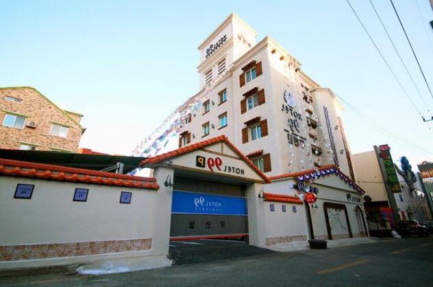 Hotel 99 Jeonju - Photo4