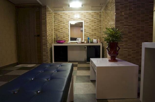 Hotel Name - Photo2
