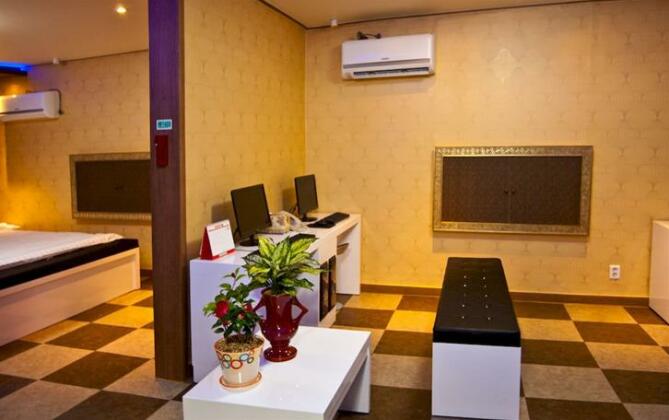 Hotel Name - Photo4