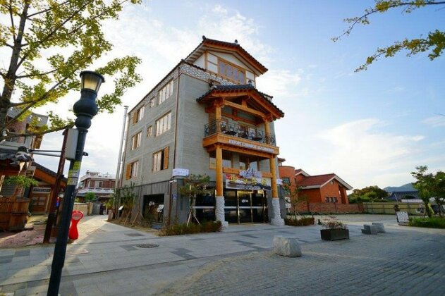Hwangsil Tourist Hotel - Photo2