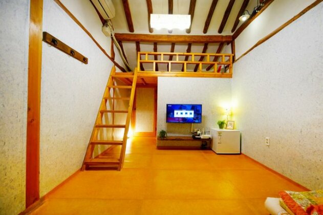 Jeongga Hanok - Photo3