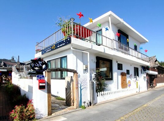 Jeonju Byeolha Guesthouse - Photo2