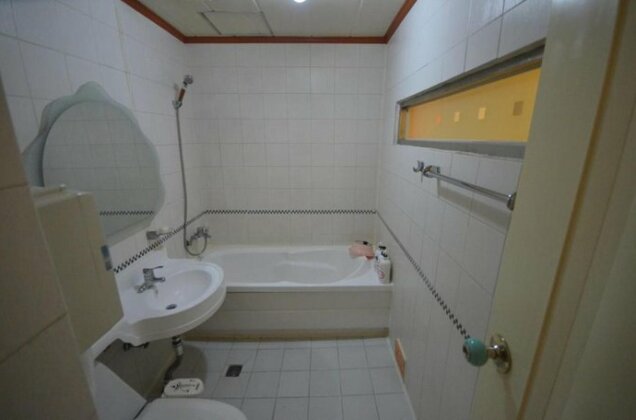 Jeonju Cherevill Motel - Photo2