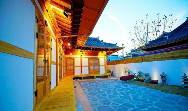 Jeonju Hanok House - Photo2