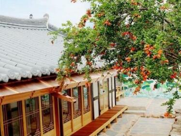 Jeonju Hongsi Hanok Guesthouse