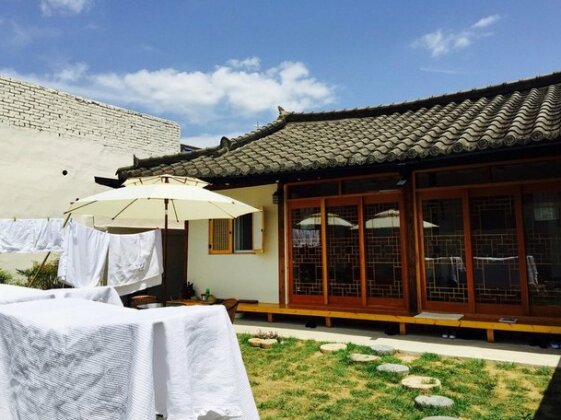 Jeonju Indigo Hanok Guesthouse - Photo5