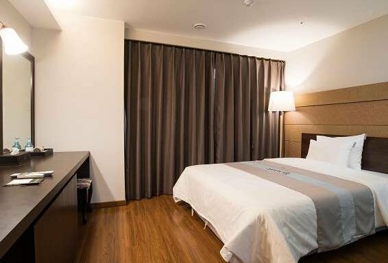 JS Hotel - Photo2