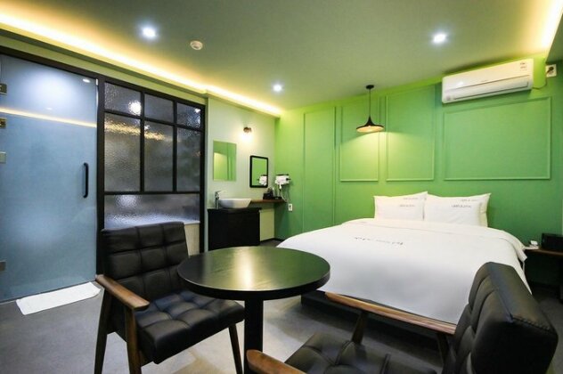 Kanu Hotel - Photo4