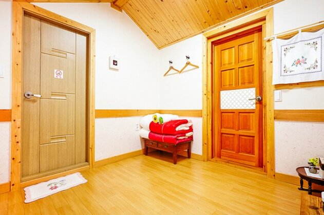 Moran Hanok Guesthouse - Photo3