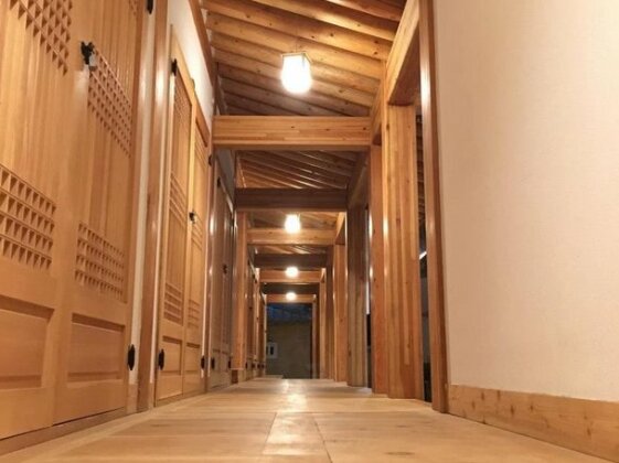 Nabijam Hanok Hotel - Photo2