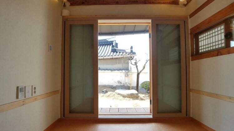 Ohnewwall Guesthouse - Photo4