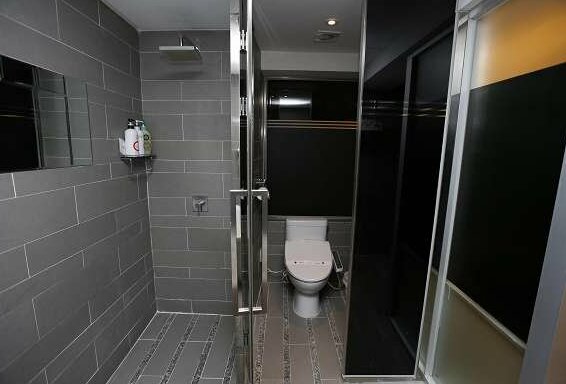 Opera 21 Hotel - Photo2