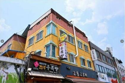 Seongsim Haeoreum Guesthouse