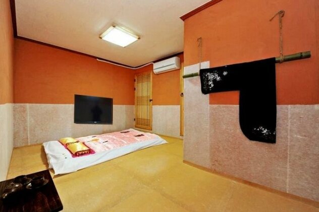 Seonunjae Hanok Hotel - Photo5