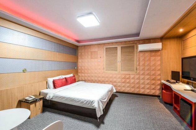 Sharp Hotel Jeonju - Photo4