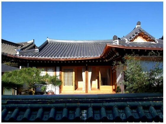 The Blue Cradle - Photo2