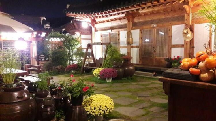 The Mumum Guesthouse - Photo3