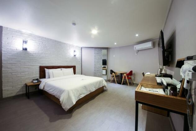 Winner Hotel Jeonju - Photo2