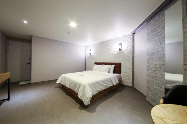 Winner Hotel Jeonju - Photo5