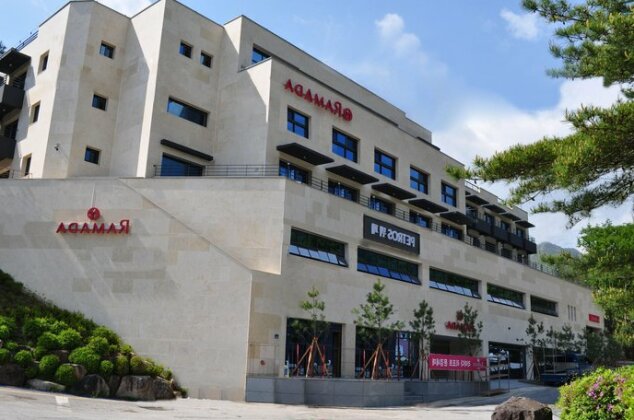 Ramada Mungyeongsaejae Hotel - Photo2