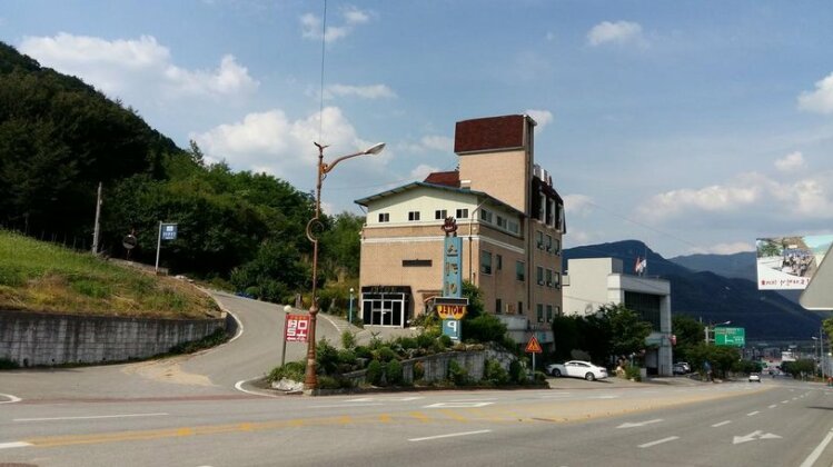 Sky Motel Mungyeong - Photo2