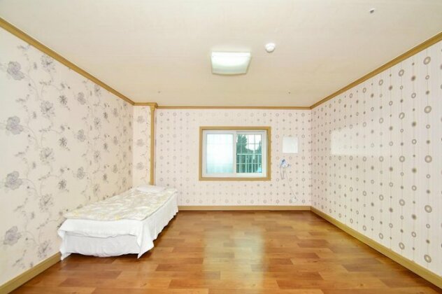 Sungbo Youth Hostel - Photo3