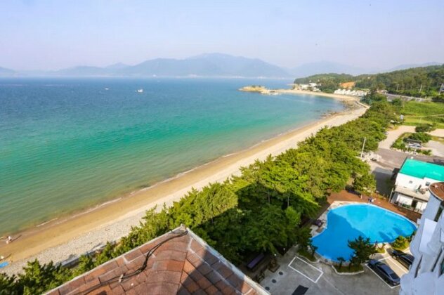 Namhae Beach Hotel - Photo5