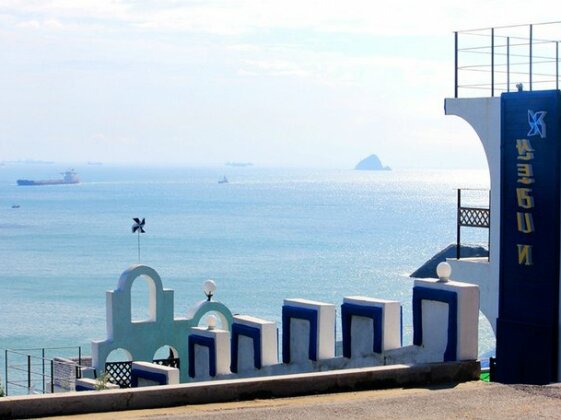 Namhae Santorini N Pension - Photo2