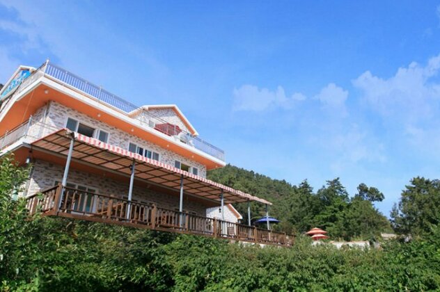 Namhae Skylight View Pension - Photo5