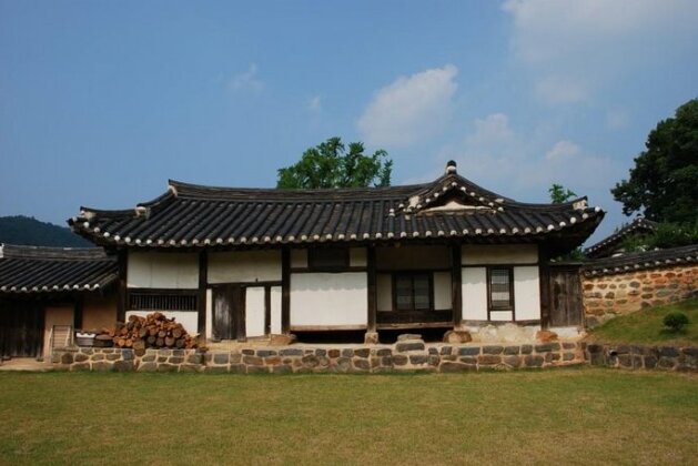Baek Il Heon Jongtaek - Photo5