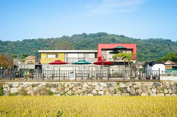 Nonsan Lake and Sunset Pension - Photo3