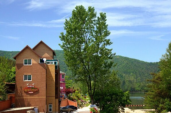 Pocheon Four Seasons Travel Pension - Photo4