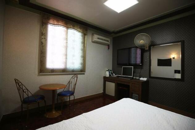 Greenhill Motel - Photo4