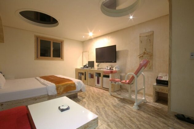 Pohang Evian Car Automated Motel - Photo3
