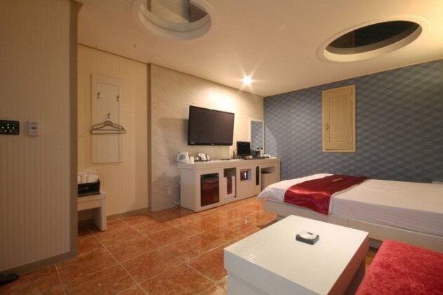 Pohang Evian Car Automated Motel - Photo4