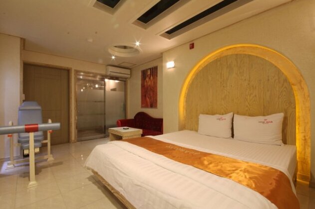 Pohang Evian Car Automated Motel - Photo5