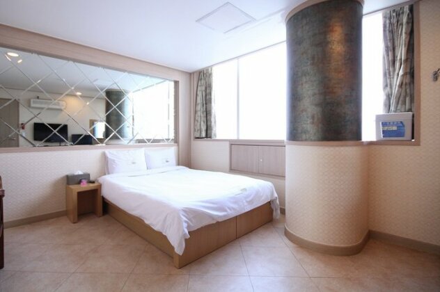Pohang Yeongildae Lily - Photo3